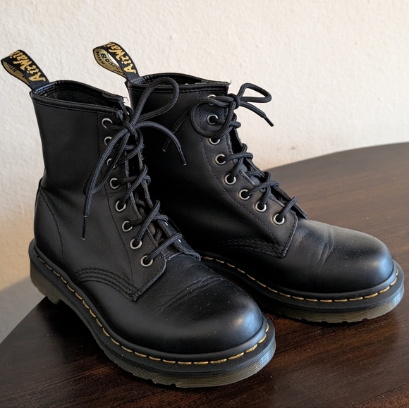 Dr. Martens | Classic Black Combat Boots | Nappa Leather - Picture 5 of 5